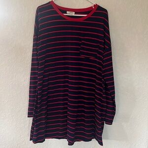 Umgee stripped flowy dress. Women’s Size L. Blue/red EUC